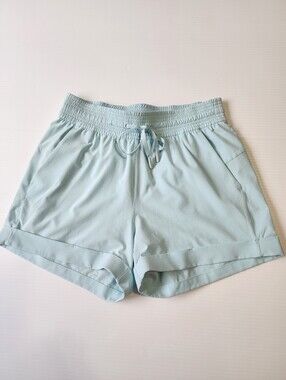 Lululemon Blue Glow Spring Break Away 3” shorts Sz 4